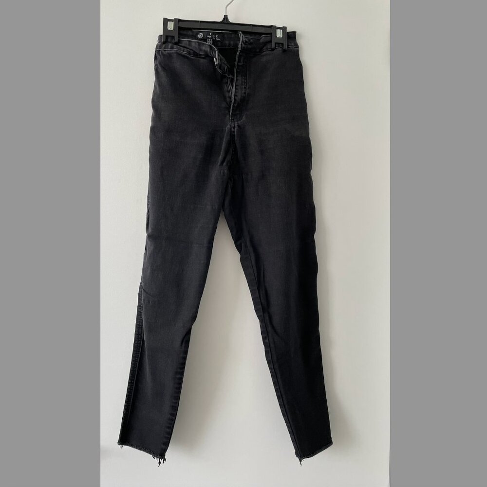 Missguided Vice High Waist Black Cropped Skinny Jeans - size US 8